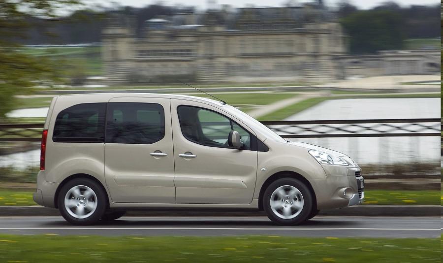  Peugeot Partner Tepee With Seven Seats 2009 года  (фото 5 из 10)